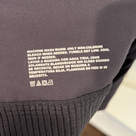 NWT Avita Sports Bra - Picture 7 of 8